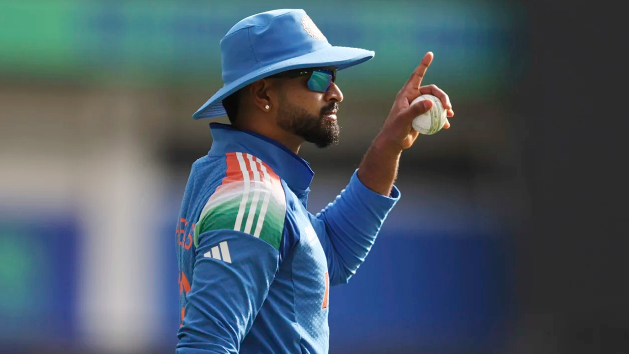 দারুণ ফর্মে থেকেও এশিয়া কাপে নেই আইয়ার, স্বজনপ্রীতিসহ যে অভিযোগ সাবেকদের