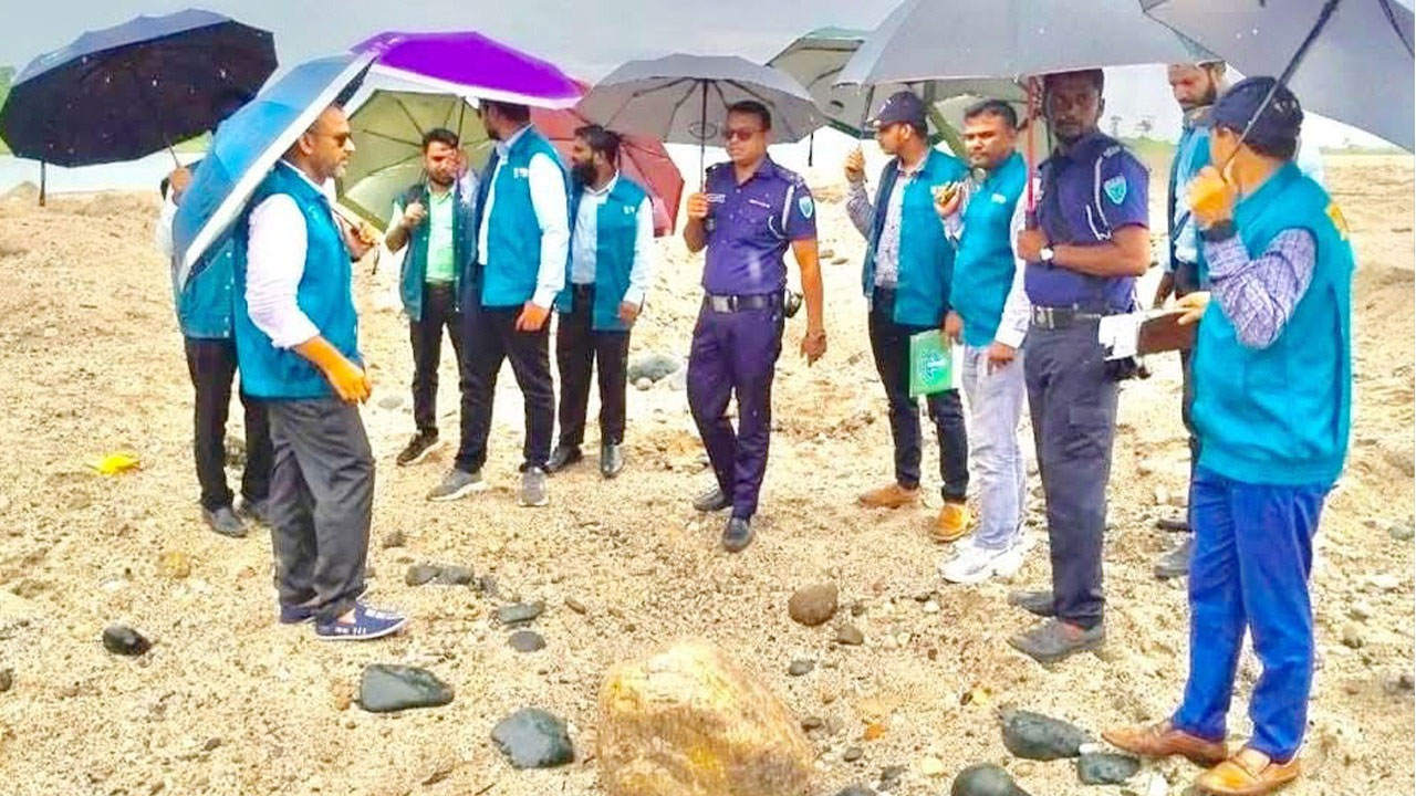 সাদাপাথর লুটে জড়িতদের বিরুদ্ধে ব্যবস্থা নেবে দুদক