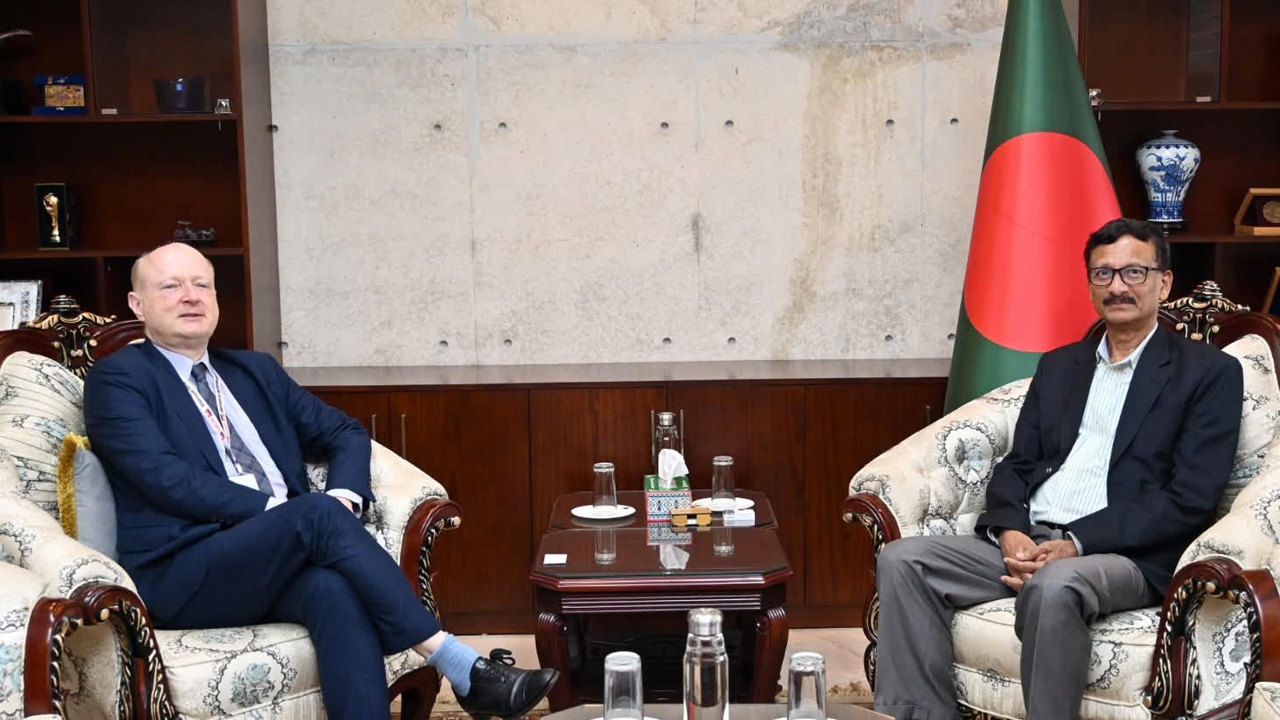 পররাষ্ট্র উপদেষ্টার সঙ্গে জার্মান রাষ্ট্রদূতের সাক্ষাৎ