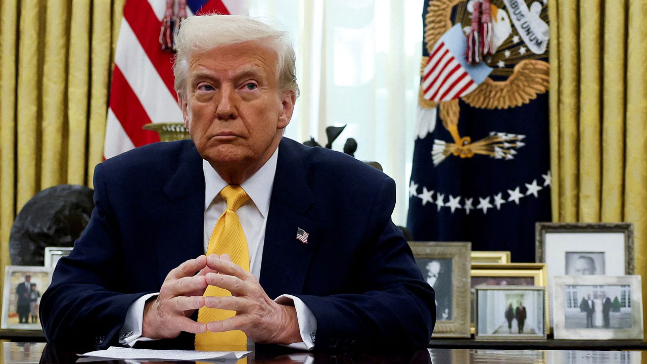 ইসরায়েল গাজা দখল করতে চাইলে বাধা দেবেন না ট্রাম্প