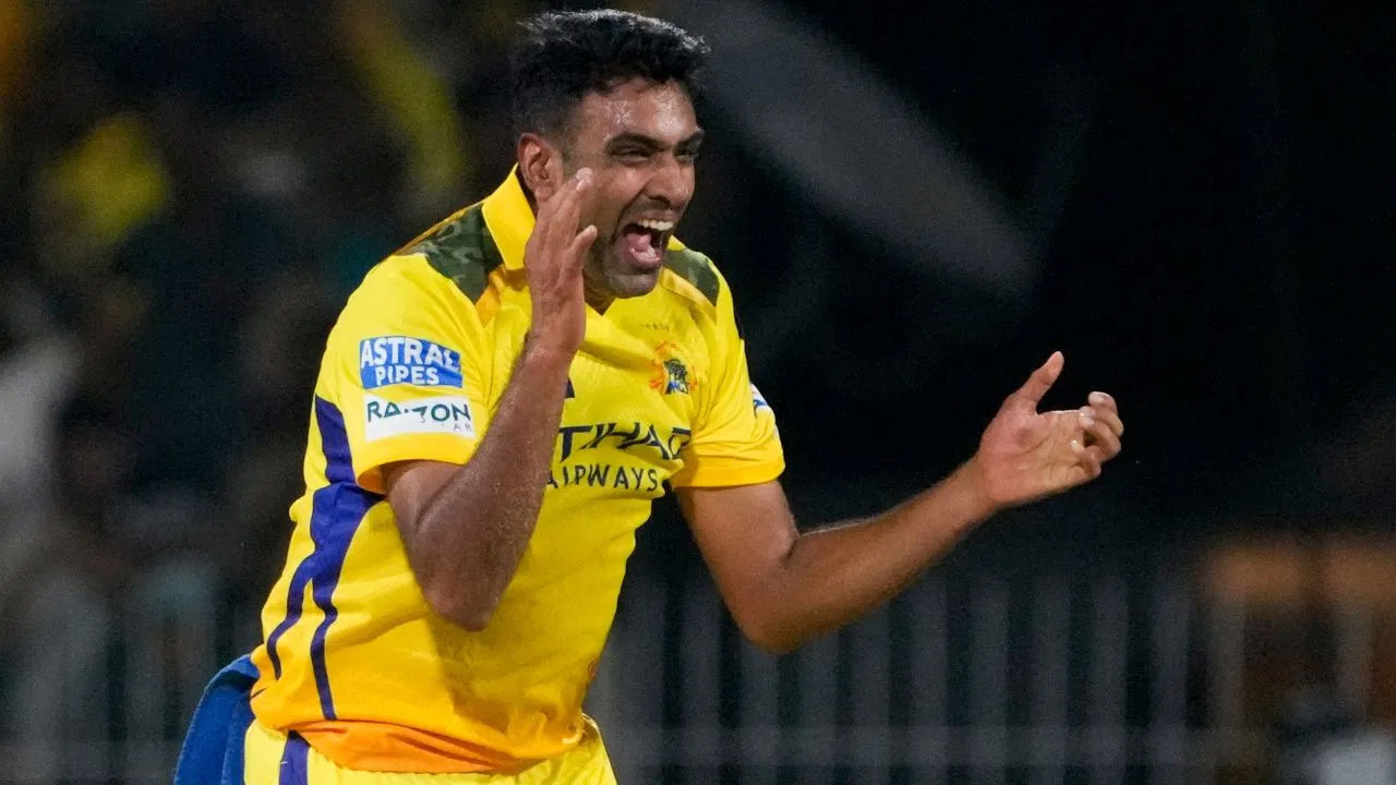 বিতর্কের মাঝে এবার চেন্নাইয়ের পাশে দাঁড়ালেন অশ্বিন
