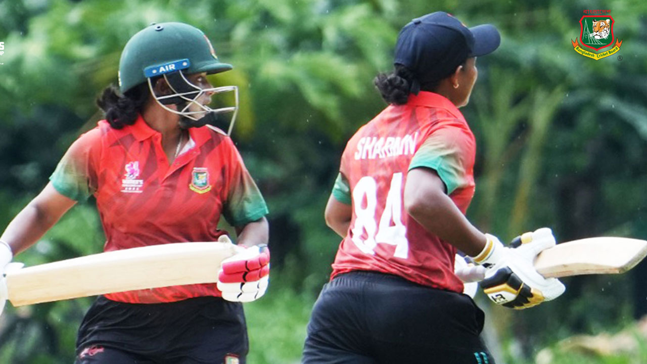 অনূর্ধ্ব-১৫ দলের কাছে হারলেন জ্যোতিরা