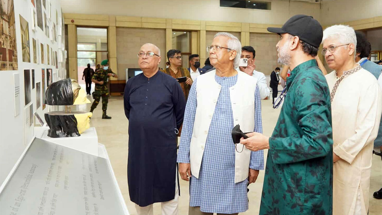 জুলাই স্মৃতি জাদুঘরের কাজ দ্রুত শেষ করার নির্দেশ প্রধান উপদেষ্টার