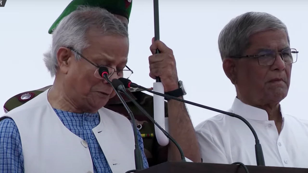 বৃষ্টিকে ‘আল্লাহর রহমত’ বললেন প্রধান উপদেষ্টা