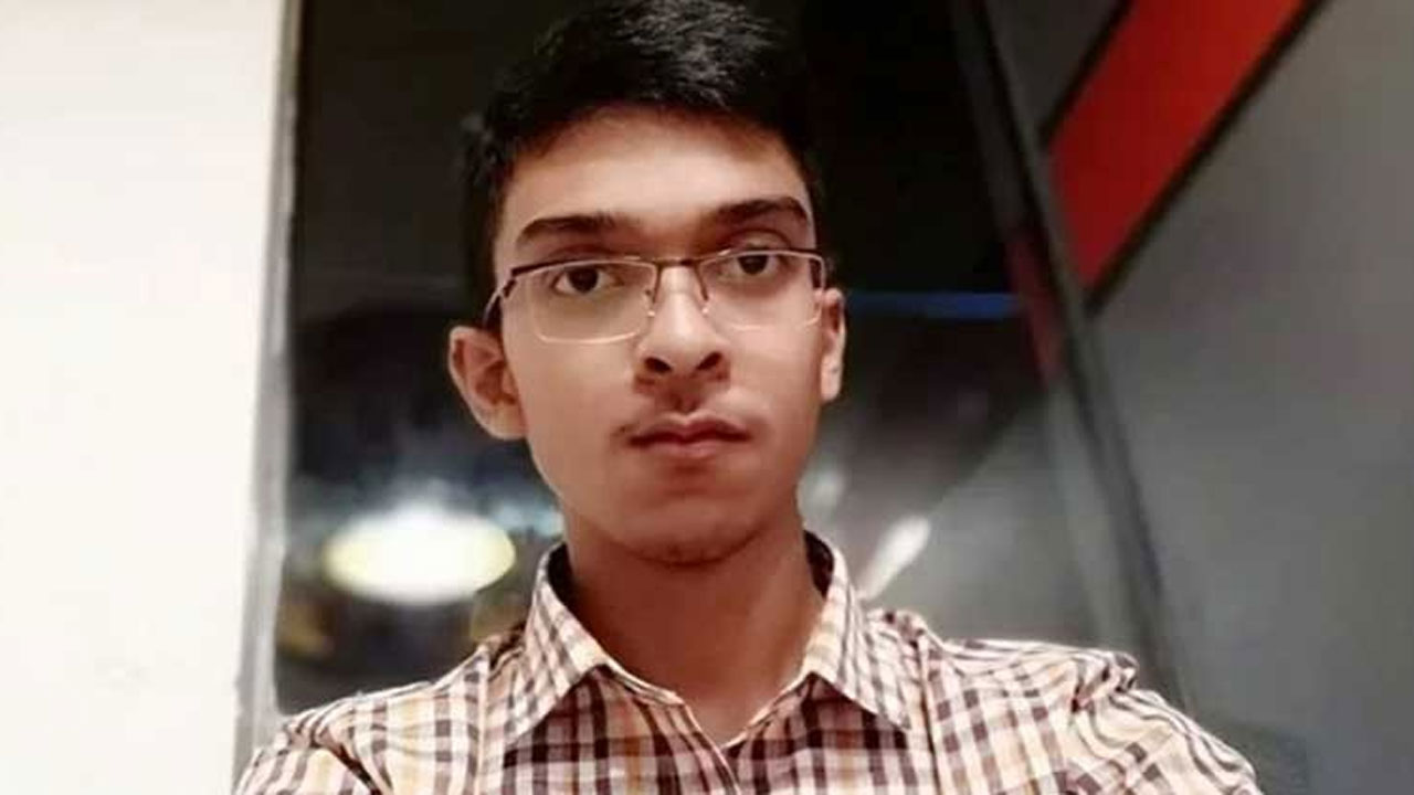 ওসমান হাদিকে জাতীয় কবরস্থানে দাফনের দাবি