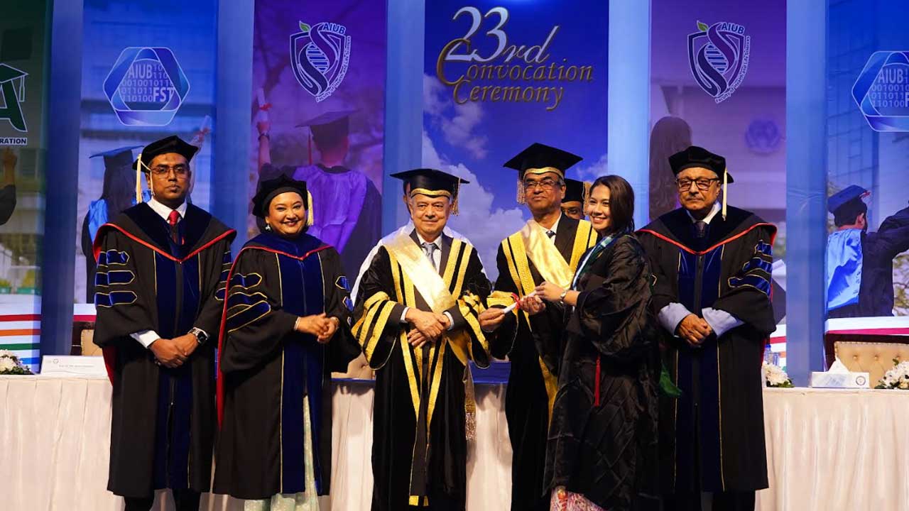 এআইইউবি-এর ২৩তম সমাবর্তন অনুষ্ঠিত