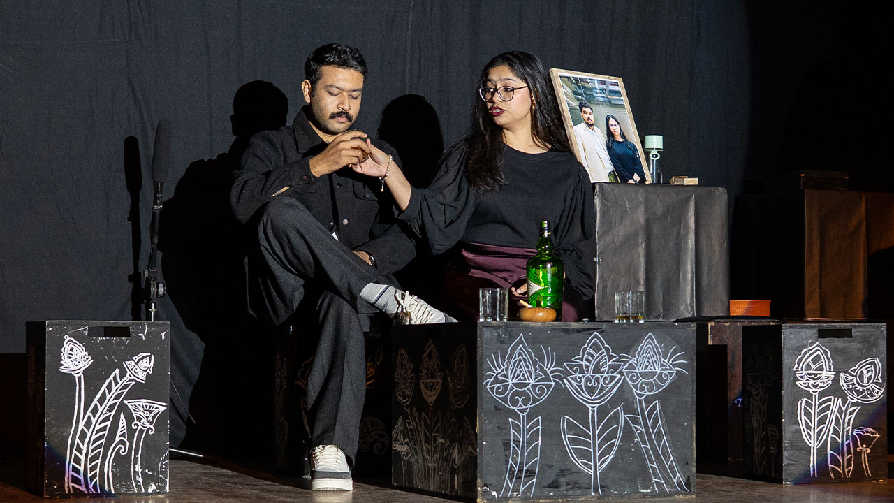 আইইউবিতে মঞ্চস্থ হলো ইবসেনের কালজয়ী নাটকের আধুনিক রূপ