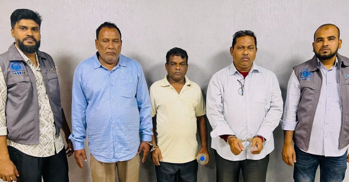 অবসরপ্রাপ্ত সরকারি কর্মকর্তার ৪৫ লাখ টাকা নিয়ে উধাও চক্র, গ্রেপ্তার ৩