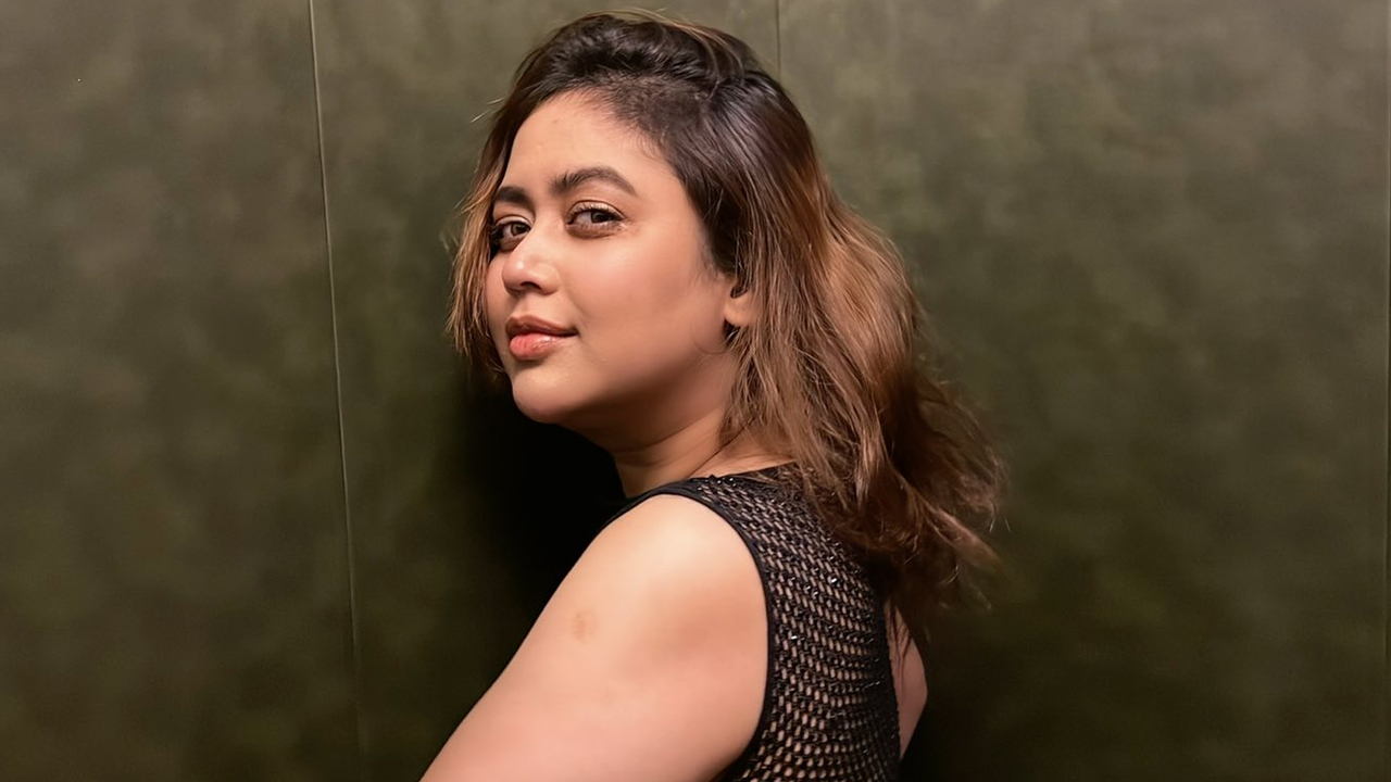 প্রতারক পুরুষ বিশ্বাসঘাতকতা গোপন রাখে : ভাবনা