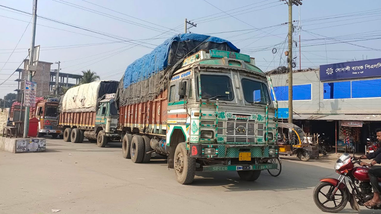 জিরা আমদানি কমেছে ৩৫৬ টন, কেজি প্রতি মূল্য বৃদ্ধি ৫০ টাকা