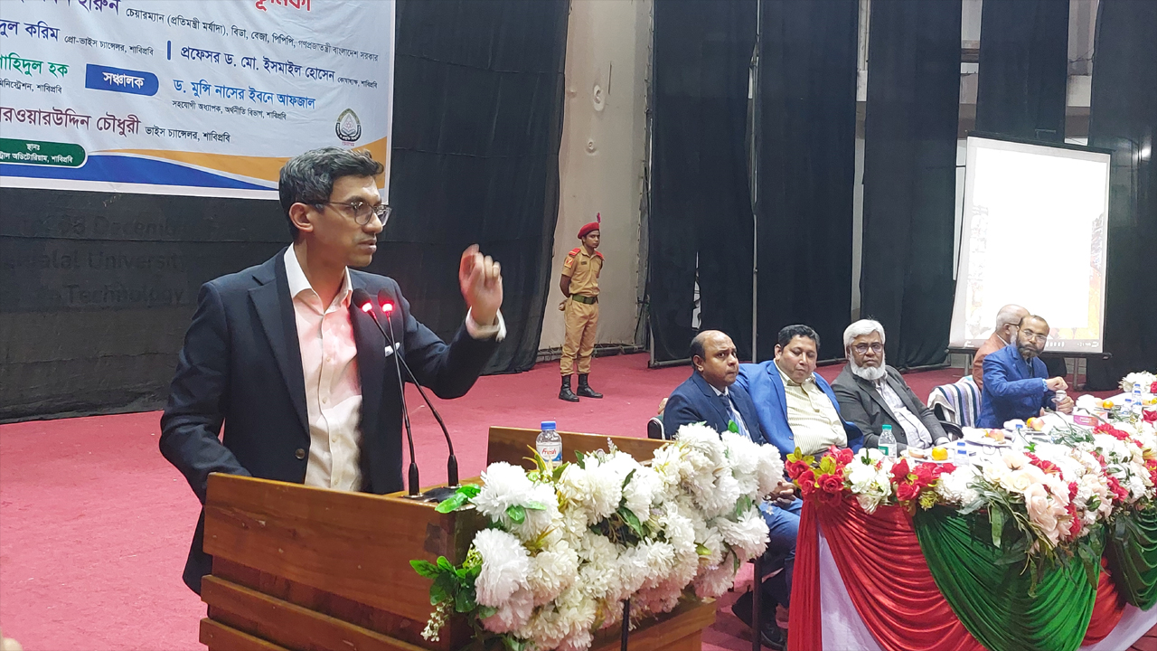 বাংলাদেশের বাজেটের সবচেয়ে বেশি ব্যয় হয় ঋণের সুদ পরিশোধে