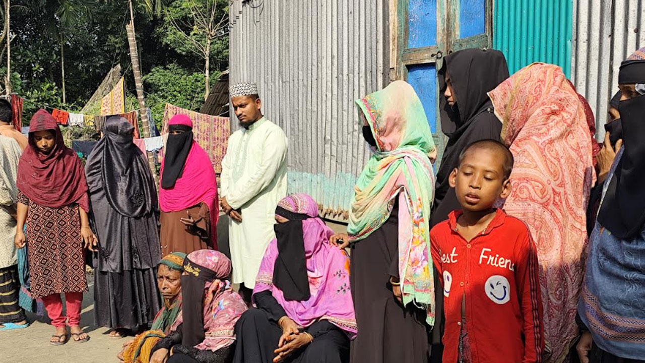 খোঁজে মিলেছে বঙ্গোপসাগরে মাছ ধরতে গিয়ে বোটসহ নিখোঁজ ১৩ জেলের