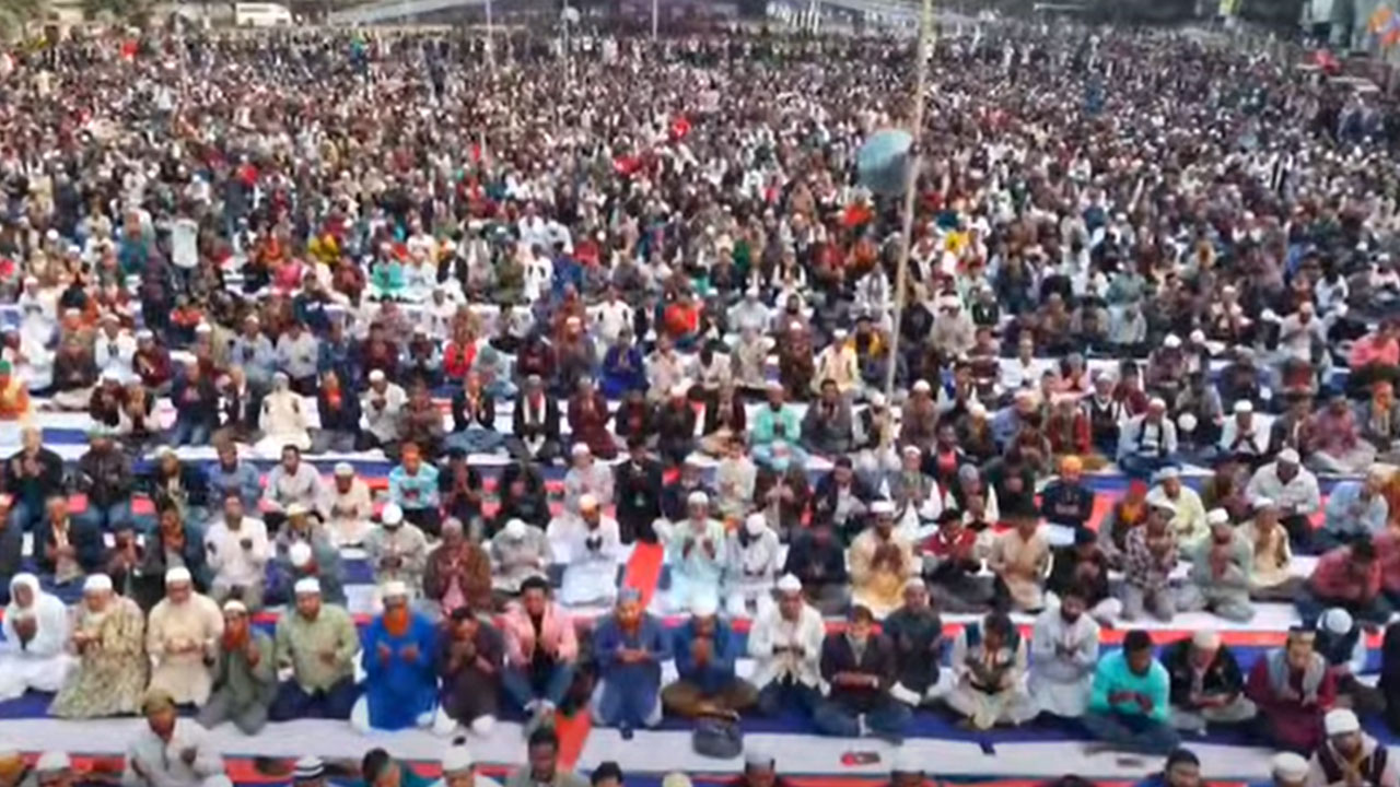 বগুড়ায় খালেদা জিয়ার সুস্থতা কামনায় বিএনপির গণদোয়া 