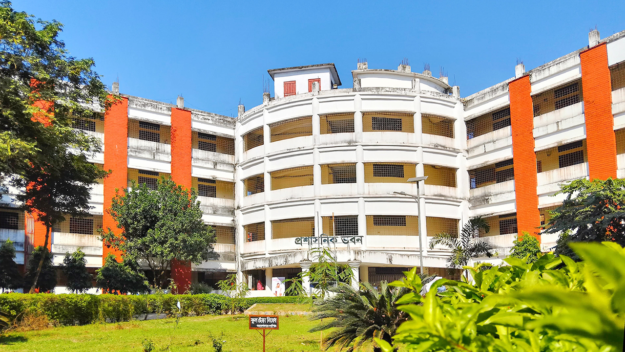 বারবার তফসিল পরিবর্তন ও পদত্যাগের নাটকে স্থবির ব্রাকসু