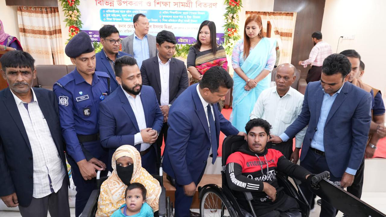 ব্যক্তি নয়, সিস্টেমই প্রশাসনের চালিকাশক্তি হতে হবে : চট্টগ্রামের ডিসি