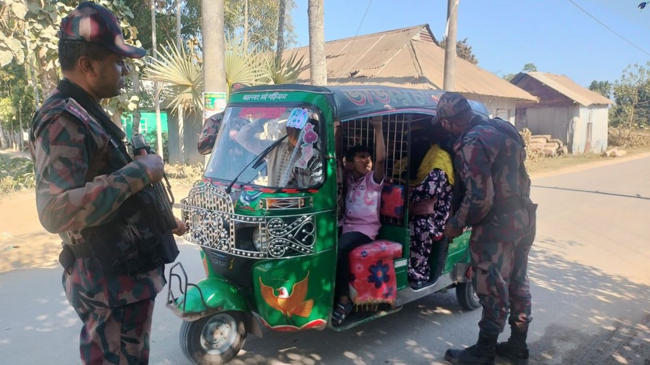 কুমিল্লা সীমান্তে সতর্ক বিজিবি, বিভিন্ন পয়েন্টে তল্লাশি