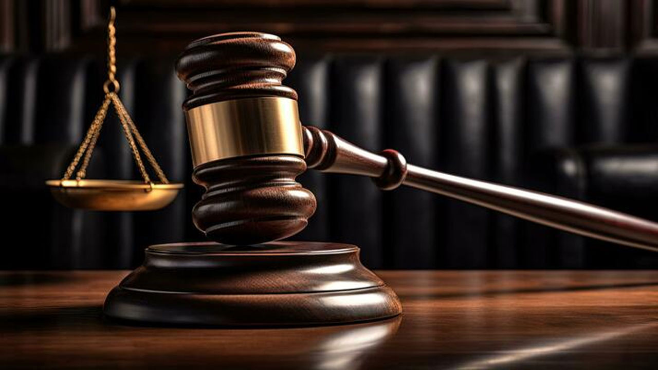 টেলিটকের সিনিয়র ম্যানেজার আসাদুল্লাহর দেশত্যাগে নিষেধাজ্ঞা