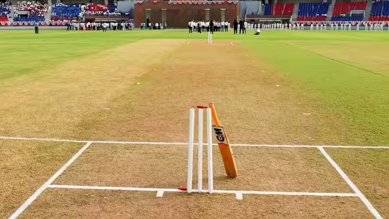 দলে না রাখায় ভারতীয় কোচকে ‘হত্যাচেষ্টা’, মাথায় ২০ সেলাই