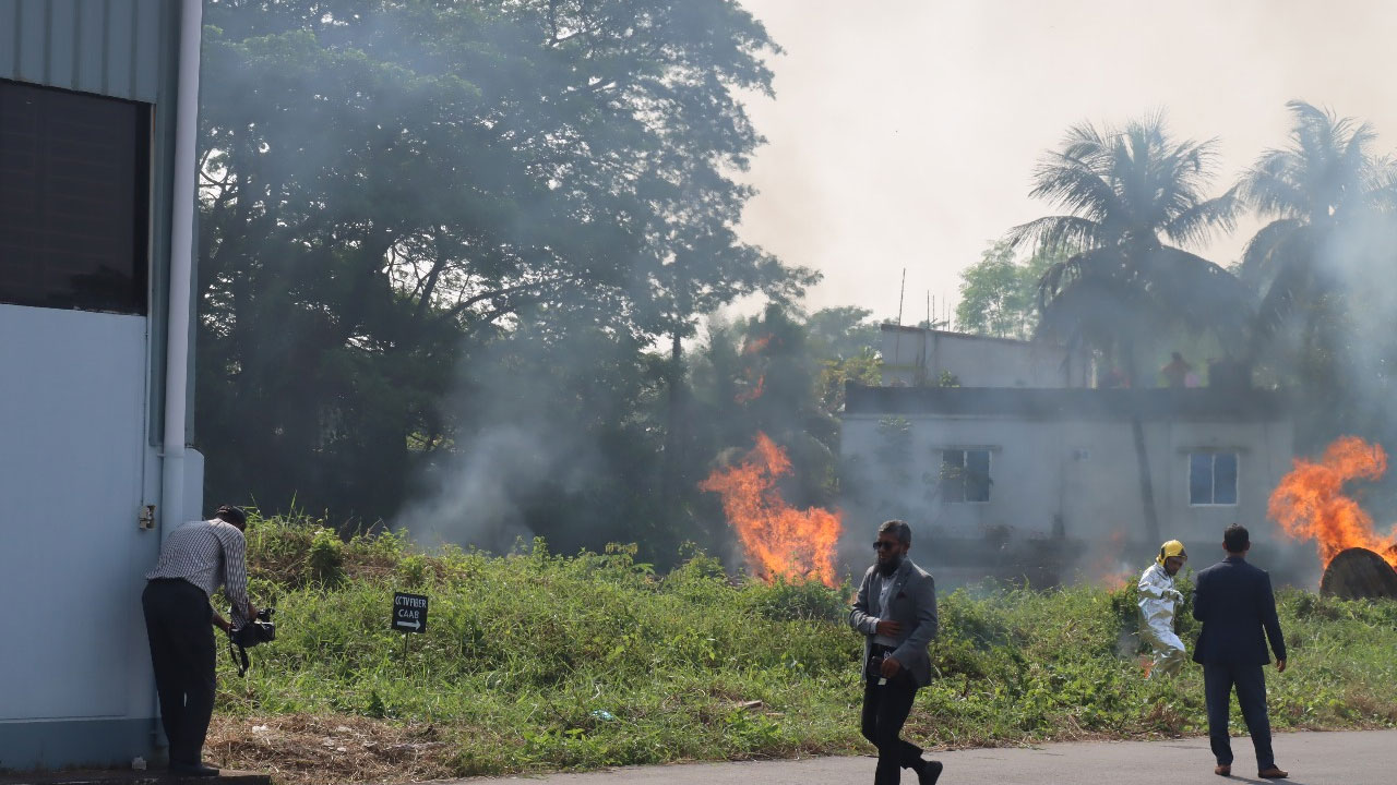 চট্টগ্রাম বিমানবন্দরে অগ্নি নির্বাপণ মহড়া 