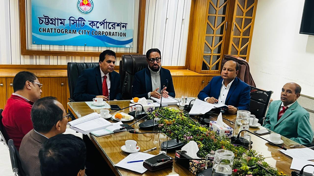 বাণিজ্যিক প্রতিষ্ঠানের কর আদায়ে ছাড় দেওয়া হবে না : চসিক মেয়র