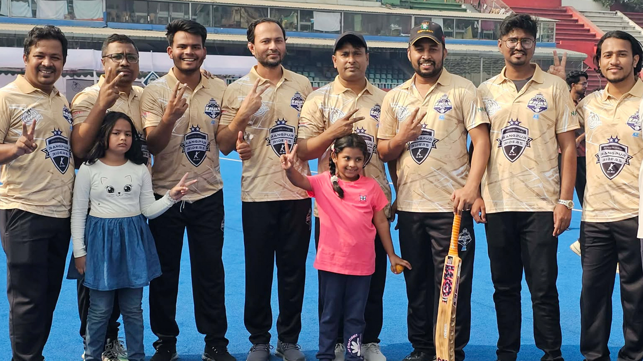 বিএসজেএ মিডিয়া কাপ ক্রিকেটে ঢাকা পোস্টের উড়ন্ত সূচনা