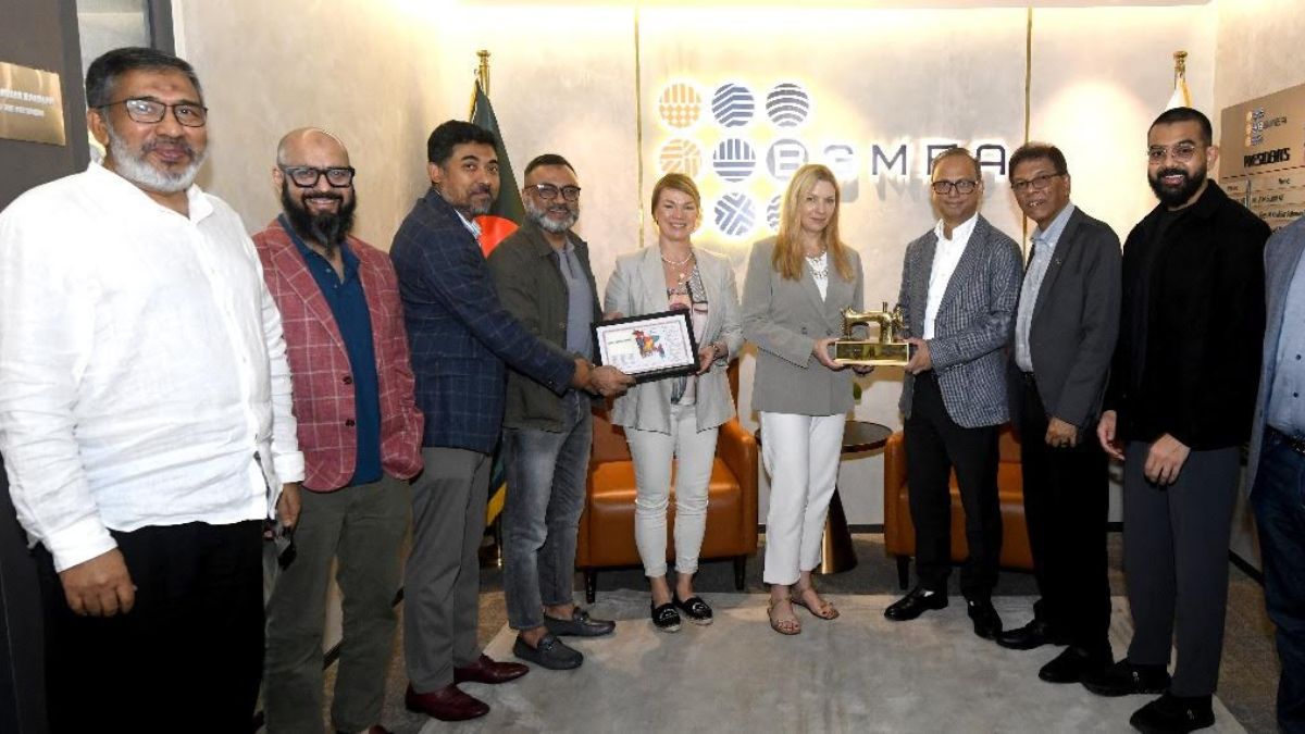 বাংলাদেশ থেকে আরও বেশি পোশাক কিনতে চায় পোলিশ ব্র্যান্ড এলপিপি এসএ