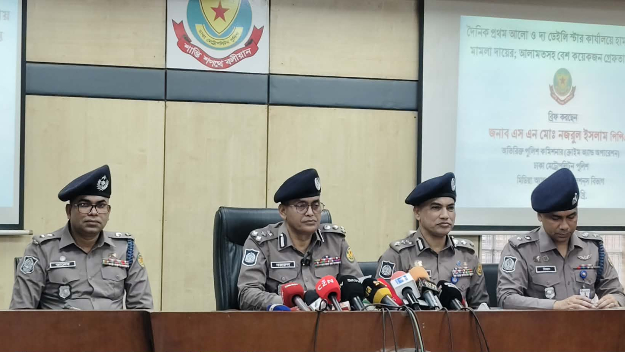 প্রথম আলোয় হামলা-ভাঙচুরের ঘটনায় ১৭ জন গ্রেপ্তার, ৩১ জন শনাক্ত