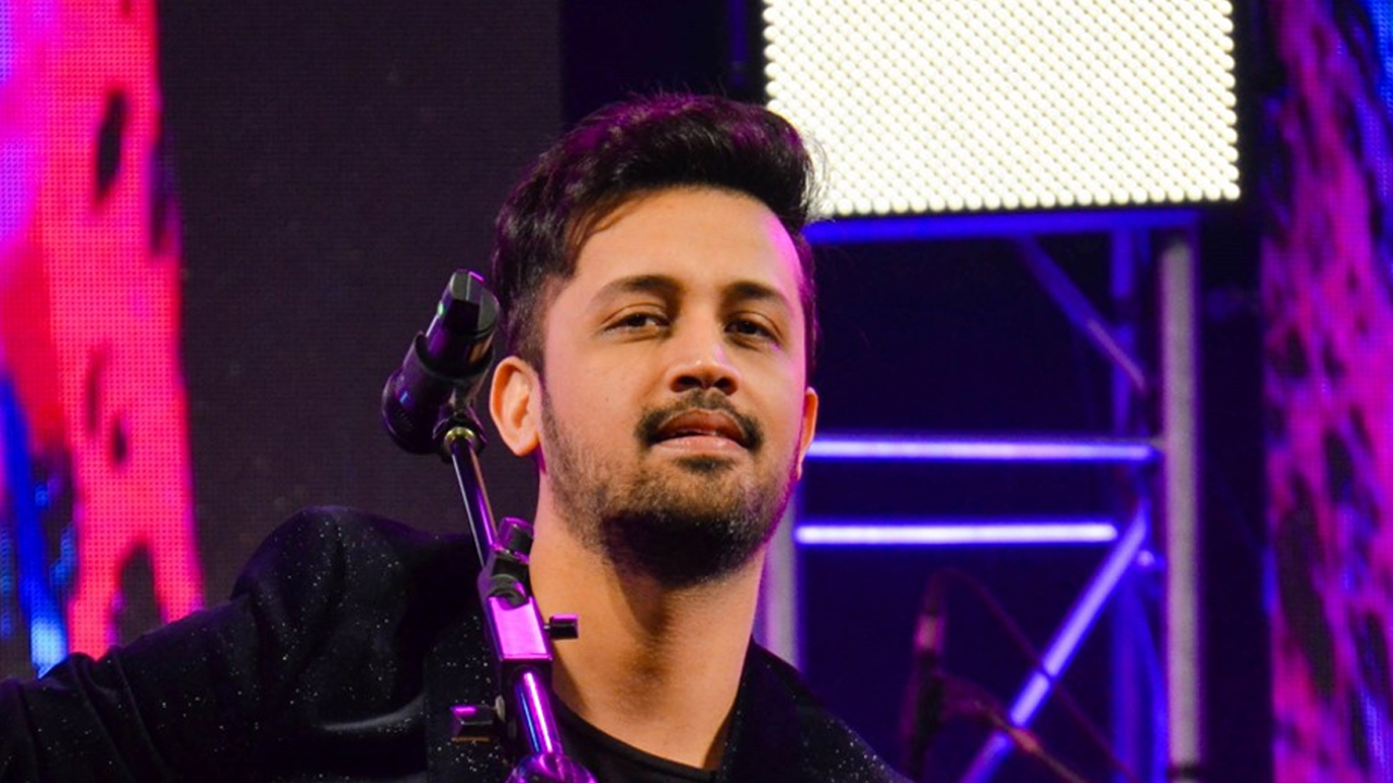 গোপনে ঢাকায় দুটি কনসার্ট আতিফ আসলামের!