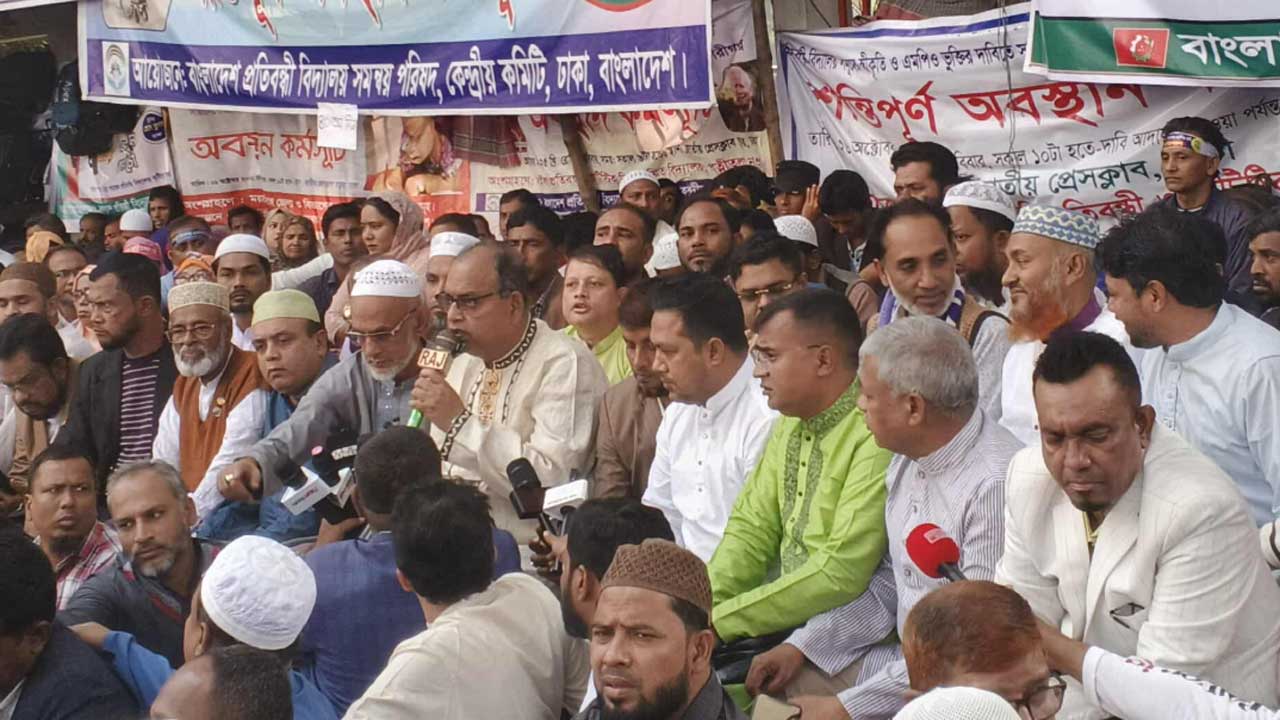 দেশ ও গণতন্ত্রের জন্য খালেদা জিয়ার সুস্থতা জরুরি : শামসুজ্জামান দুদু