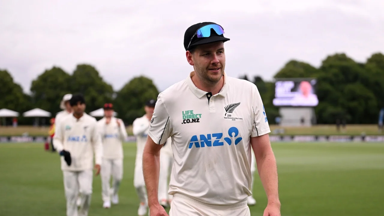 ৬৭ রানে ওয়েস্ট ইন্ডিজের ৮ উইকেট নিয়ে নিউজিল্যান্ডের দিন