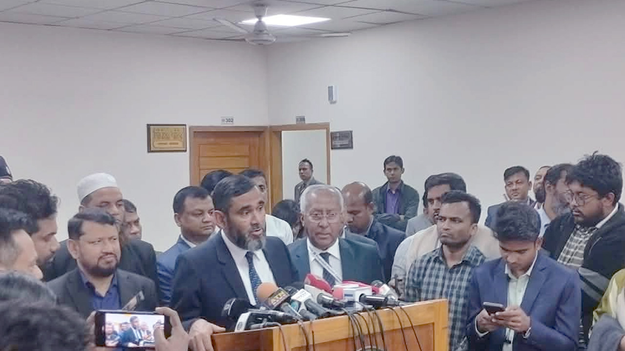 নির্বাচন যথাসময়ে হবে, বানচালের চেষ্টা ব্যর্থ হবে : ইসি সানাউল্লাহ