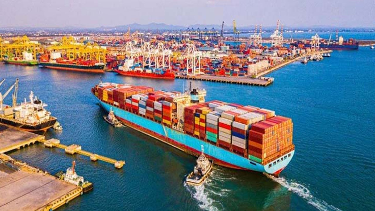 টানা ৪ মাস কমলো দেশের পণ্য রপ্তানি