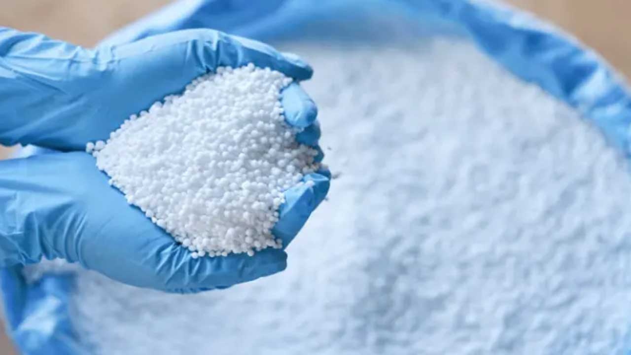 সৌদি থেকে আসবে ৮০ হাজার টন ইউরিয়া, নওগাঁ-বগুড়ায় হবে বাফার গুদাম