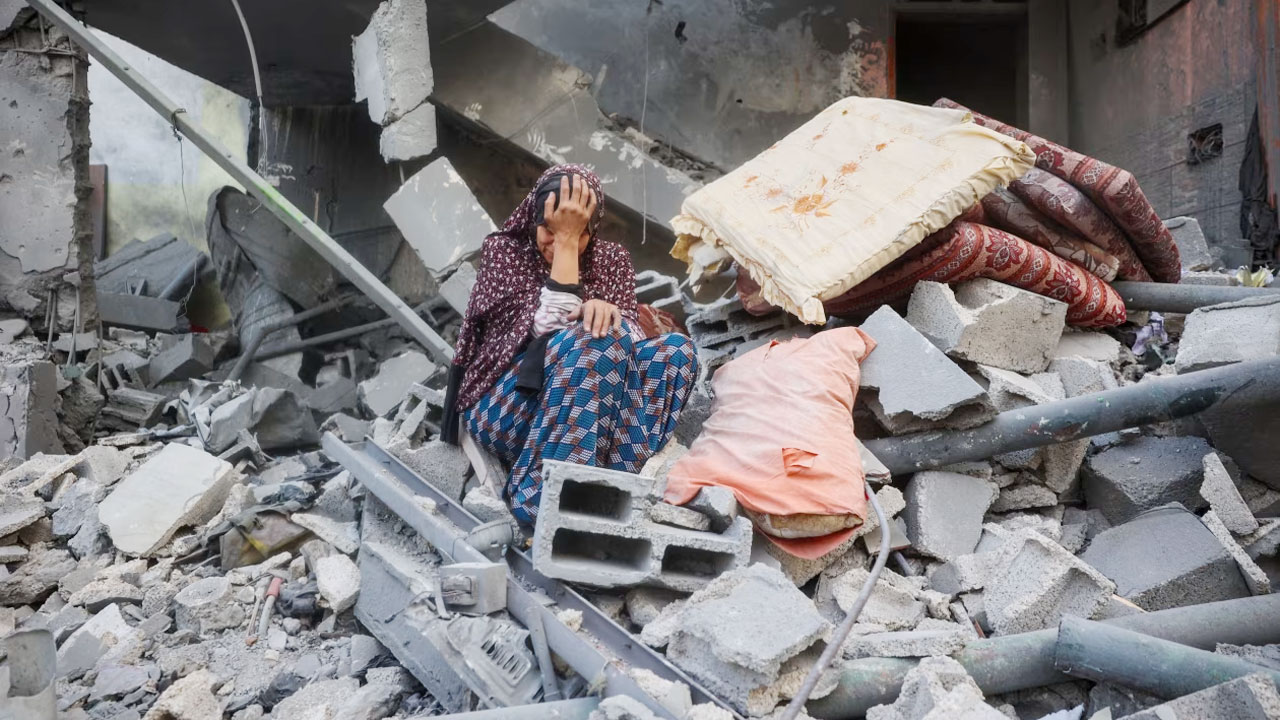 গাজায় বিয়ের আসরে বোমা ফেলল ইসরায়েলি বাহিনী, নিহত ৬