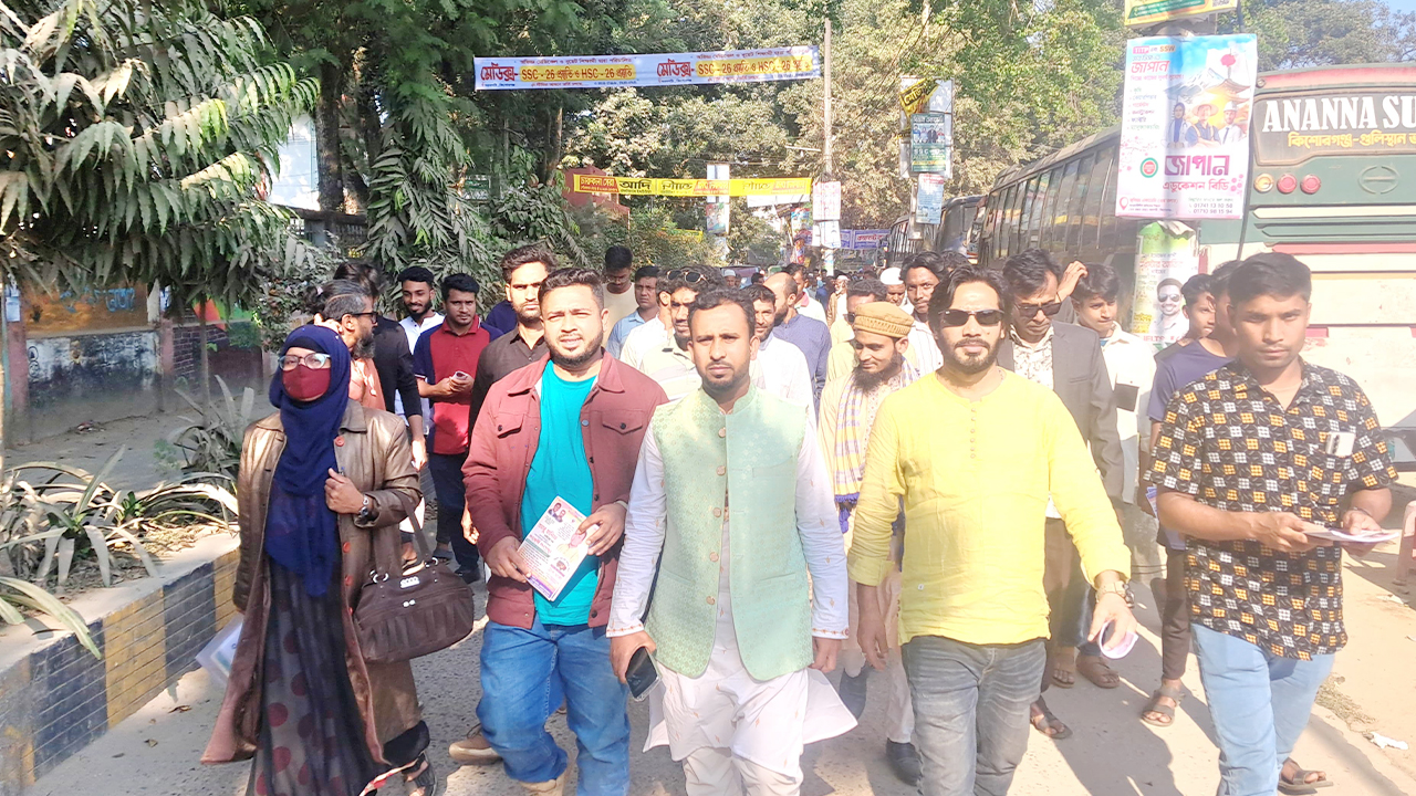 ক্ষমতায় যাওয়ার আগেই জনগণ তাদের পতন চায় : আবু হানিফ