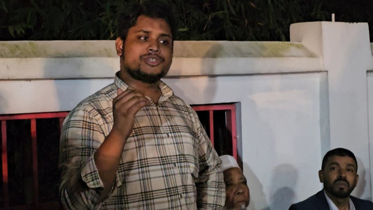 নেতৃত্বের ফয়সালা আসমান থেকে আসে : হাসনাত