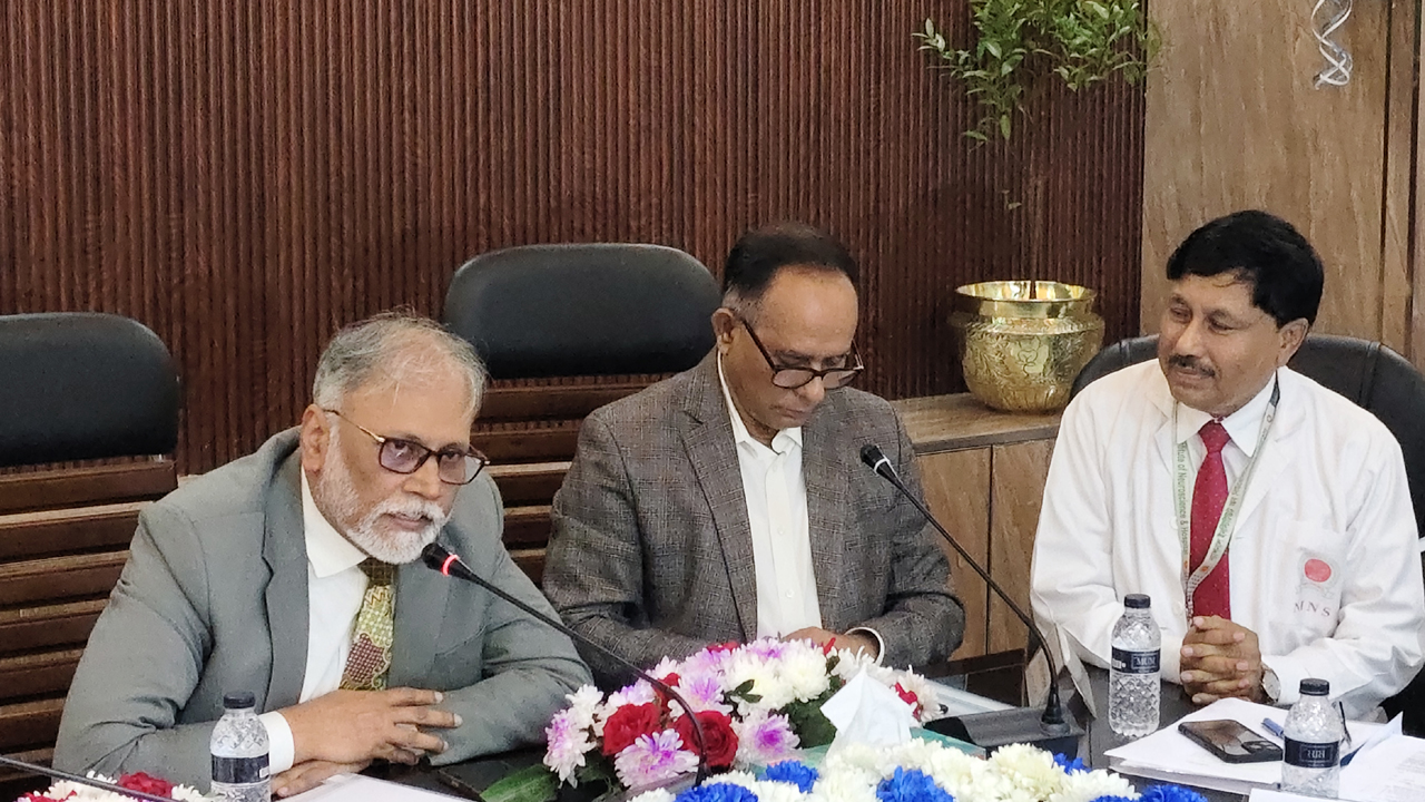 জনবল-অবকাঠামো সংকটে অচল দেশের ৮০ ভবন, নিনসকেও সতর্ক করলেন বিশেষ সহকারী