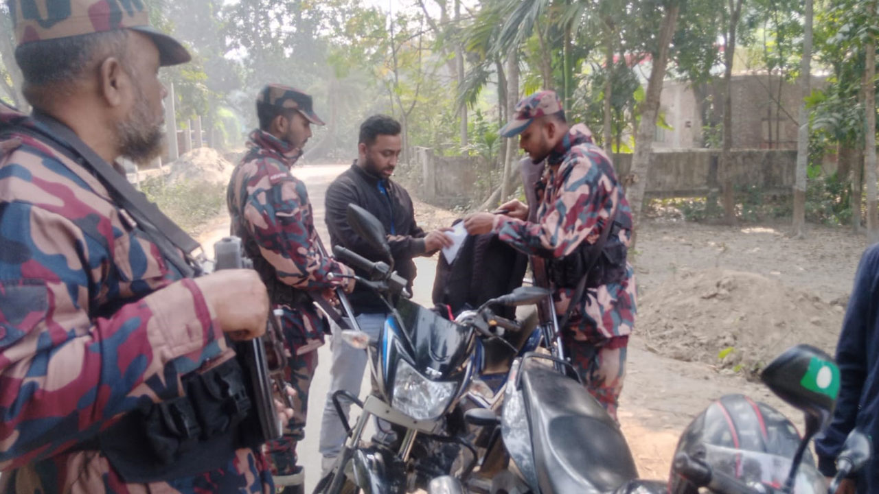 যশোরের ৭০ কিলোমিটার সীমান্তজুড়ে বিজিবির নিরাপত্তা জোরদার