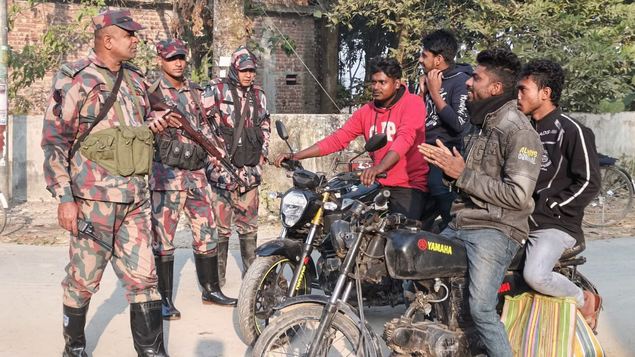 যশোরের বিভিন্ন সীমান্তে নিরাপত্তা জোরদার, চলছে তল্লাশি