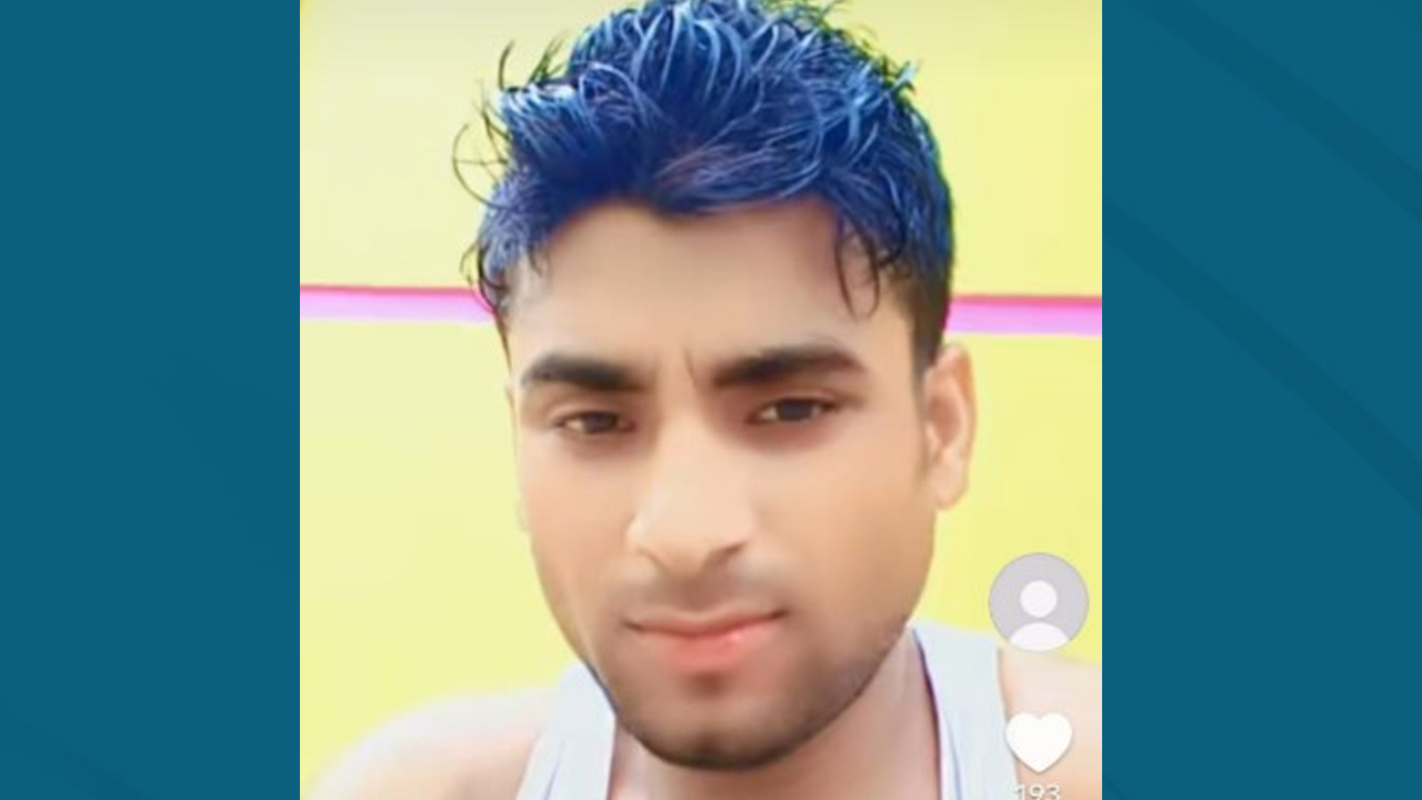 যুবদল কর্মীকে কুপিয়ে হত্যার পর তার বাড়িতেও আগুন দিলো প্রতিপক্ষরা