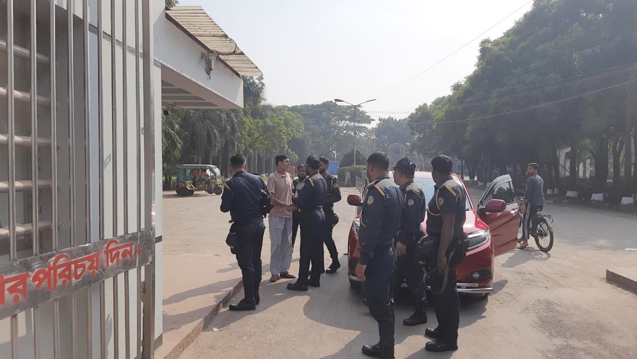 কাশিমপুর কারাগার থেকে মুক্তি পেলেন পাকিস্তানি নাগরিক