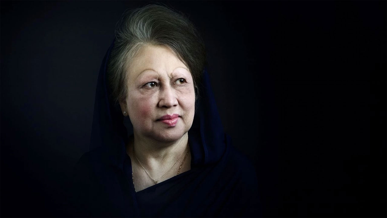 ঢাকা থেকে ৪৩৪ কি.মি দূরের ভারতের জলপাইগুড়ির মানুষ কাঁদছেন খালেদার জন্য