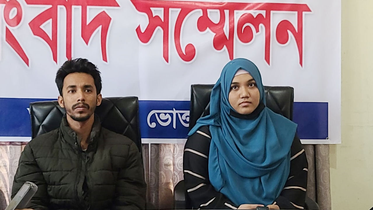 ‘মা-বাবা আমার শ্বশুরবাড়ির লোকজনকে হয়রানি করছে’