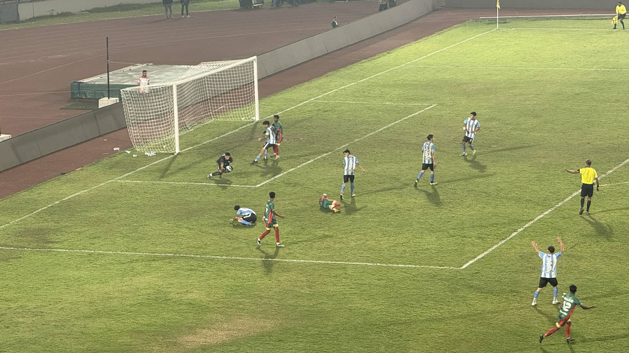 কাফু-ক্যানিজিয়া আসছেন না, শর্ত ভঙ্গ-অব্যবস্থাপনায় ভেন্যুর বরাদ্দ স্থগিত