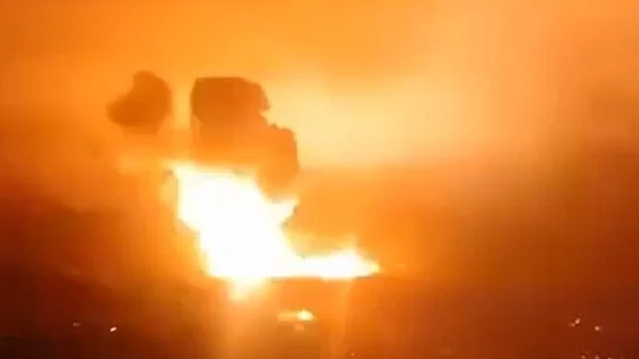 লেবাননে ইসরায়েলের ব্যাপক বিমান হামলা