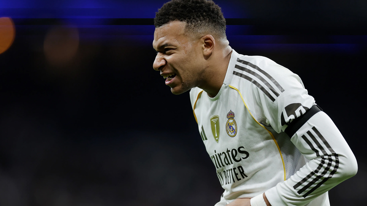 ৭ জন বাইরে, এমবাপেসহ আরও পাঁচ জন শঙ্কায়