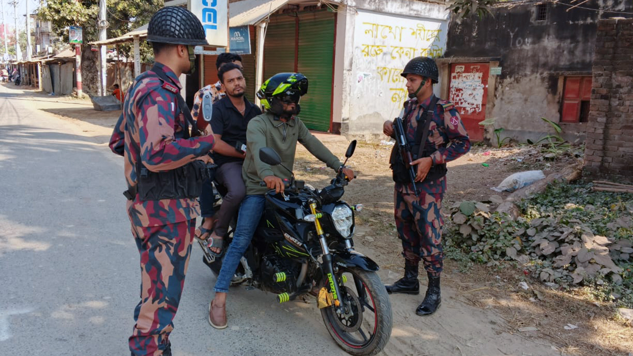 মেহেরপুর সীমান্তে বিজিবির কড়া নিরাপত্তা