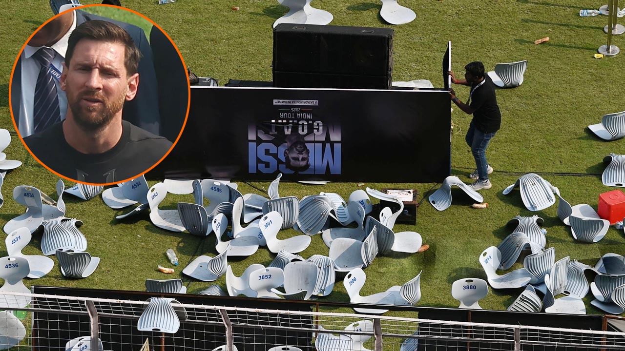 কনুইয়ের গুঁতো, নখের আছড়; নিরাপত্তাহীনতায় মাঠ ছাড়তে হয় মেসিদের