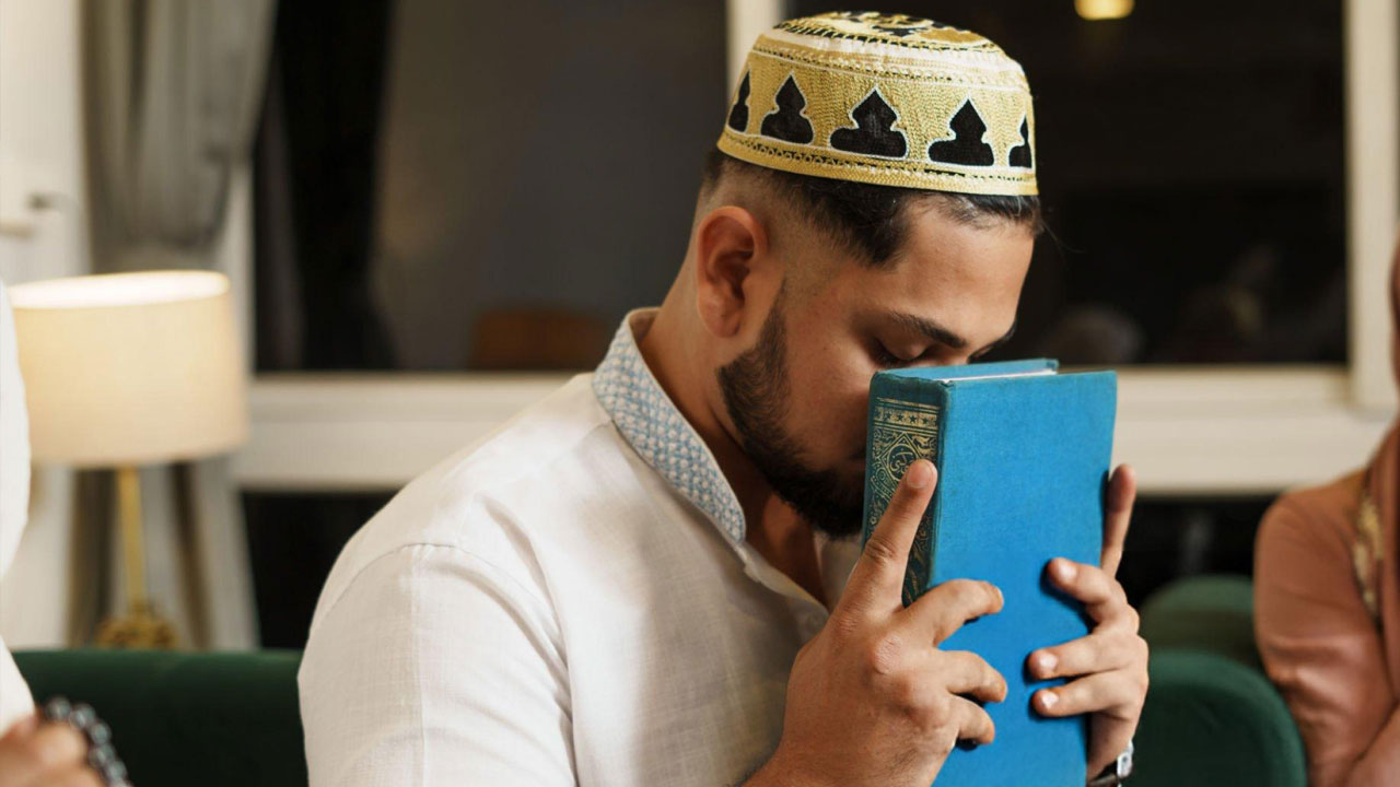 যেসব গুণ মানুষকে জান্নাত লাভের যোগ্য করে তোলে