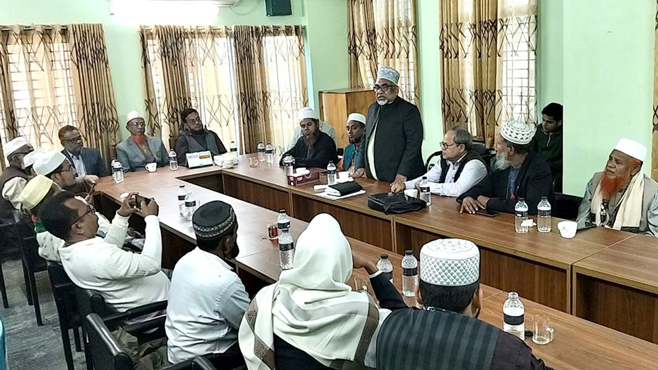 ময়মনসিংহ-১ আসন : এক টেবিলে সব দলের প্রার্থী